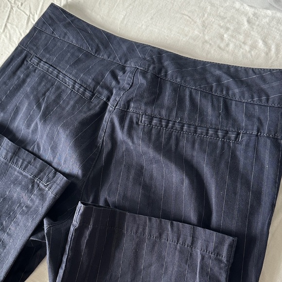 Vintage 2004 Tommy Hilfiger Women’s Dark Navy Pinstripe Dress Pants - Picture 15 of 16